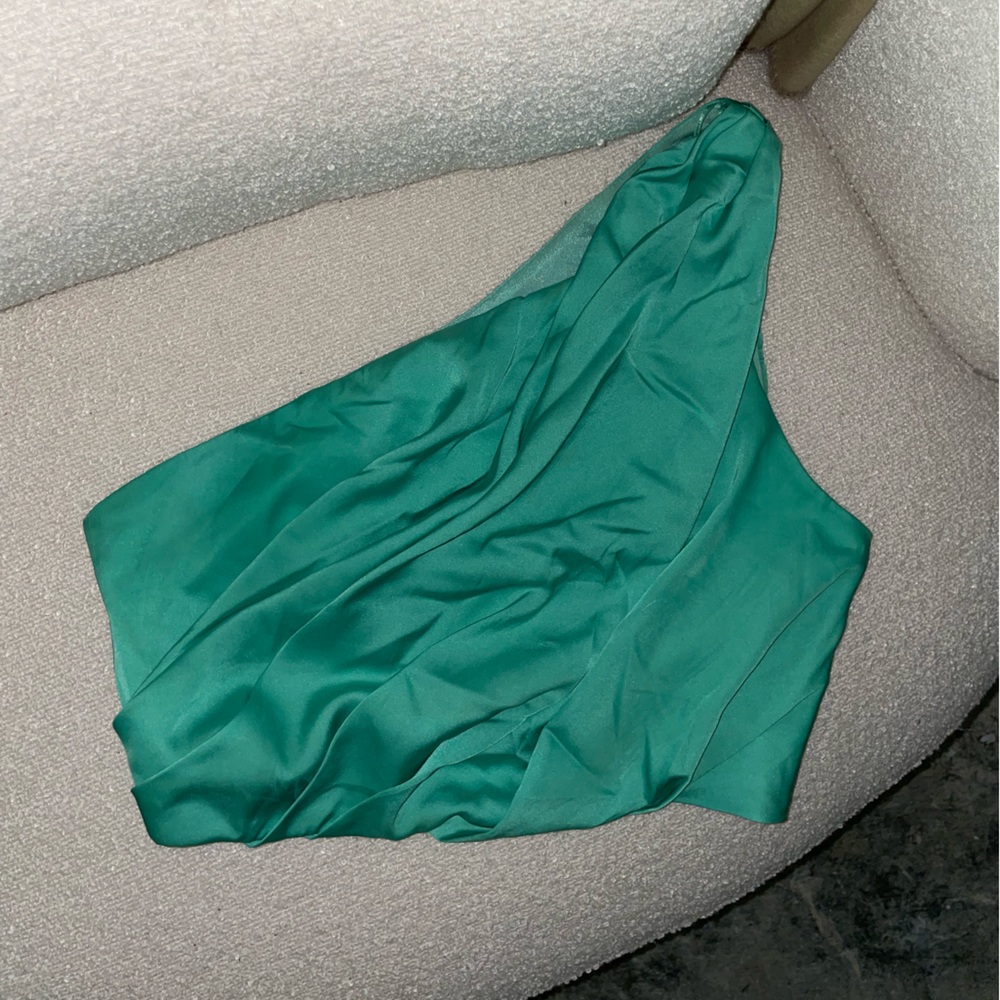 Green Ruched Satin One Shoulder Top‎